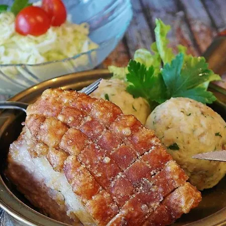 فندق Amweia Hotel & Restaurant Hohenau